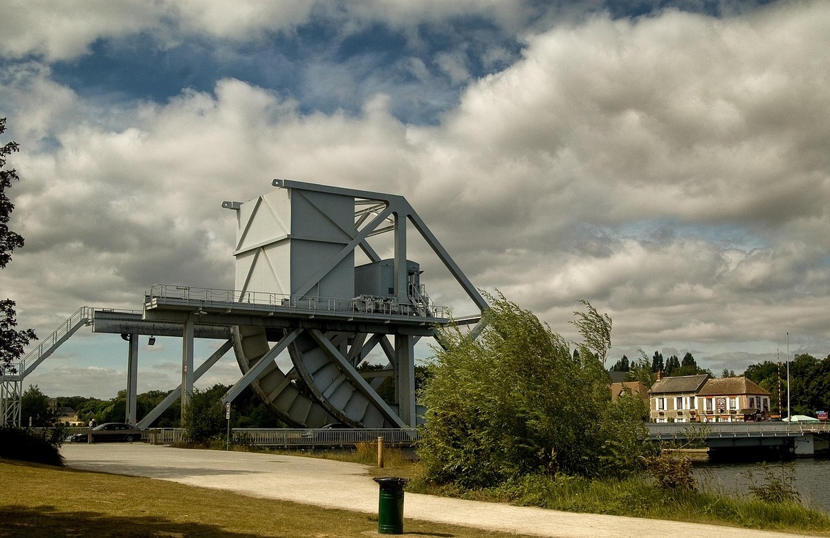 2- pegasus-bridge- (c)Herb1979